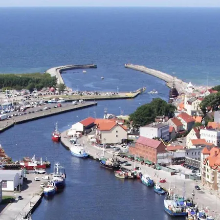 Marea Bulwar Portowy アパート ウストカ