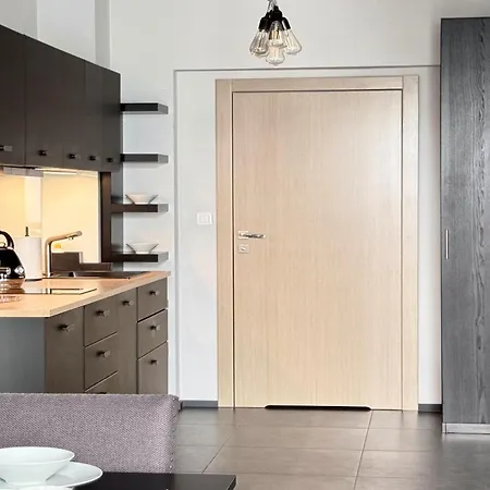 アパート Marea Bulwar Portowy ウストカ