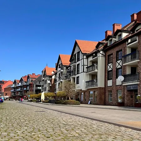 Marea Bulwar Portowy アパート