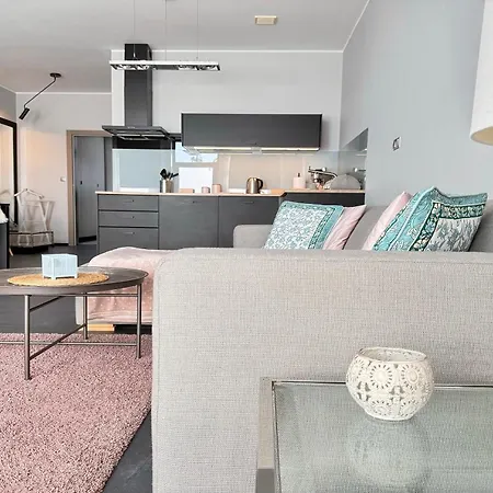 Marea Bulwar Portowy アパート *