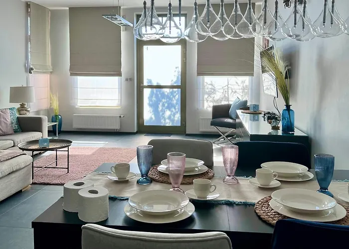 Marea Bulwar Portowy Устка