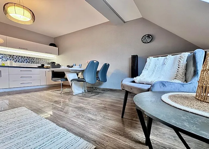 Marea Bulwar Portowy Apartment *